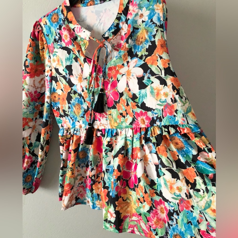 Carry Me Away Floral Peasant Blouse - Picture 3 of 6